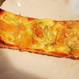 チーズと甘酢生姜　わさび醤油トースト
